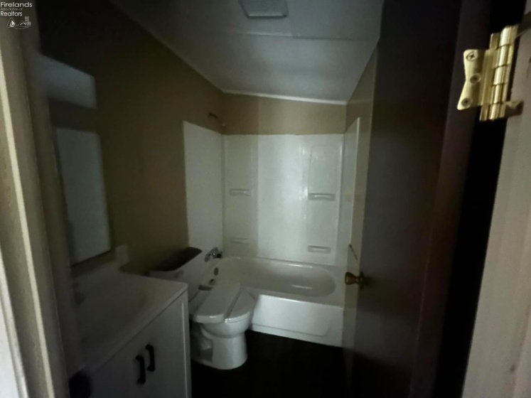 1121 Clayberg, Greenwich, 44837, 4 Bedrooms Bedrooms, ,2 BathroomsBathrooms,Residential,For Sale,Clayberg,20260199