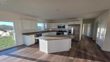 318 Ethan Drive, Fremont, 43420, 3 Bedrooms Bedrooms, ,2 BathroomsBathrooms,Residential,For Sale,Ethan,20260048