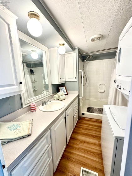 1600 Buck Road, Marblehead, 43440, 2 Bedrooms Bedrooms, ,1 BathroomBathrooms,Residential,For Sale,Buck,20260200