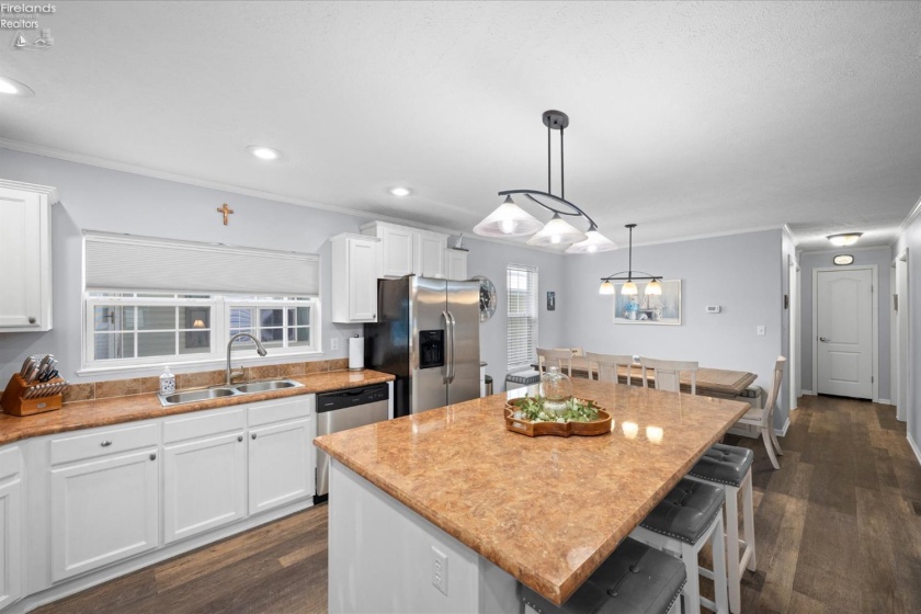 1760 Merrimac Avenue, Marblehead, 43440, 3 Bedrooms Bedrooms, ,2 BathroomsBathrooms,Residential,For Sale,Merrimac,20260069