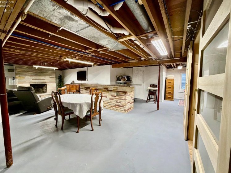 1114 Mudbrook Road, Huron, 44839, 4 Bedrooms Bedrooms, ,2 BathroomsBathrooms,Residential,For Sale,Mudbrook,20260197