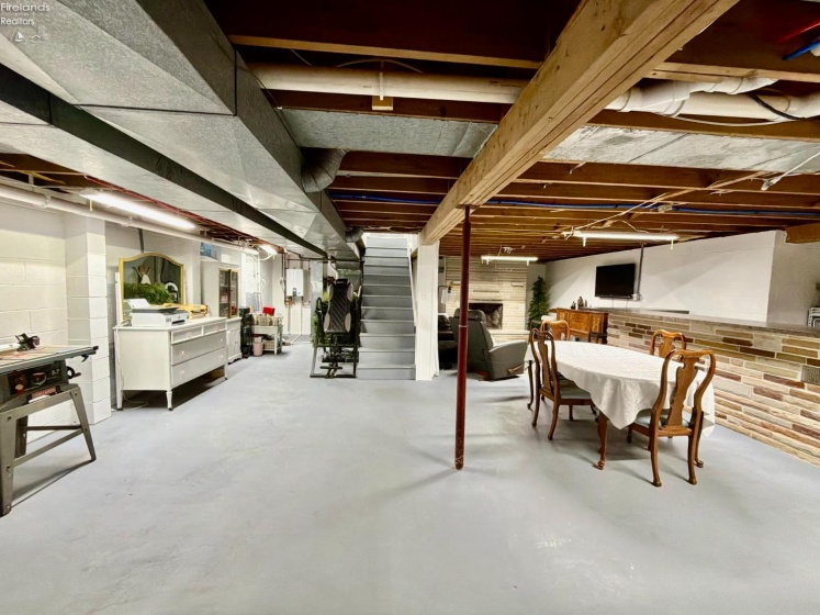 1114 Mudbrook Road, Huron, 44839, 4 Bedrooms Bedrooms, ,2 BathroomsBathrooms,Residential,For Sale,Mudbrook,20260197