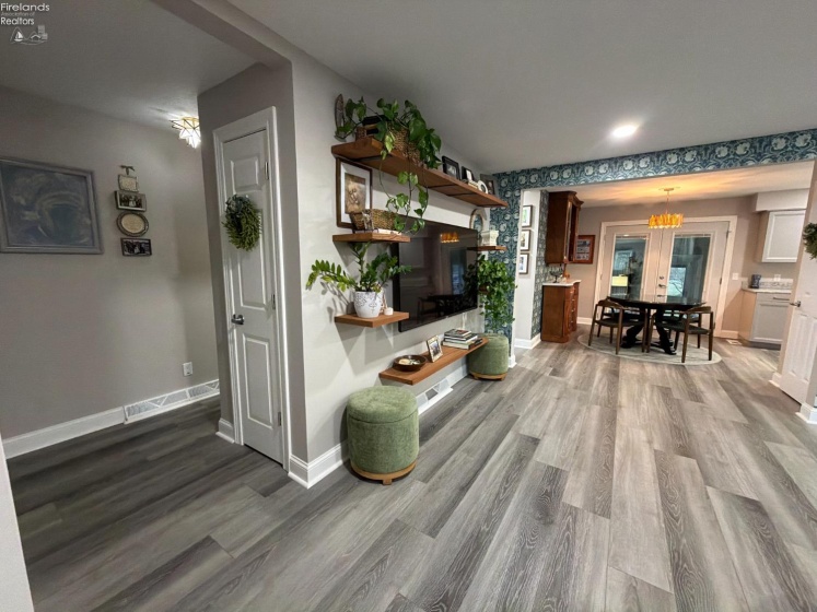 1114 Mudbrook Road, Huron, 44839, 4 Bedrooms Bedrooms, ,2 BathroomsBathrooms,Residential,For Sale,Mudbrook,20260197