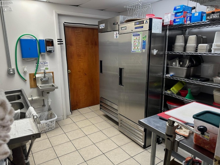 7697 Harbor Road, Marblehead, 43440, ,Commercial,For Sale,Harbor,20260211