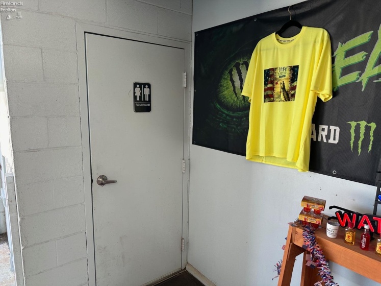 7697 Harbor Road, Marblehead, 43440, ,Commercial,For Sale,Harbor,20260211