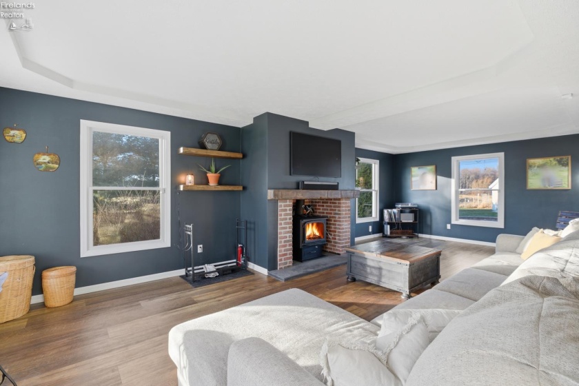 11777 New London Eastern Road, Spencer, 44275, 5 Bedrooms Bedrooms, ,4 BathroomsBathrooms,Residential,For Sale,New London Eastern,20260186