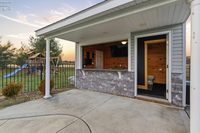 11777 New London Eastern Road, Spencer, 44275, 5 Bedrooms Bedrooms, ,4 BathroomsBathrooms,Residential,For Sale,New London Eastern,20260186