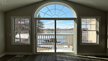 2010 Dickinson Street, Fremont, 43420, 2 Bedrooms Bedrooms, ,2 BathroomsBathrooms,Residential,For Sale,Dickinson,20260206