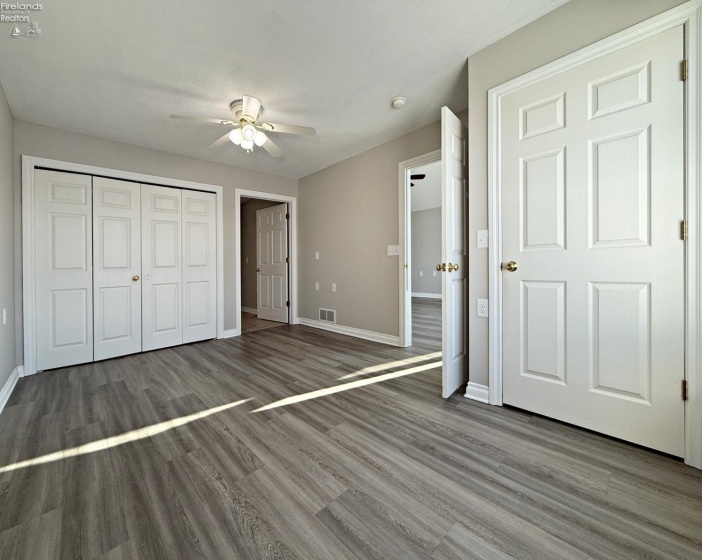 2010 Dickinson Street, Fremont, 43420, 2 Bedrooms Bedrooms, ,2 BathroomsBathrooms,Residential,For Sale,Dickinson,20260206