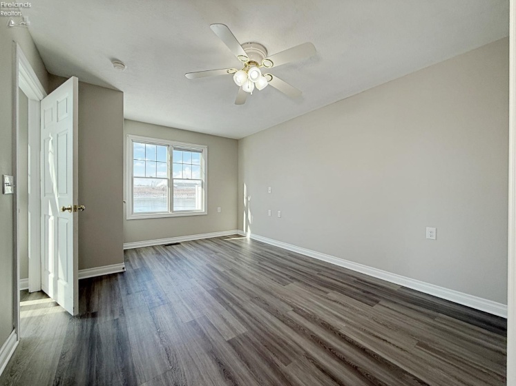 2010 Dickinson Street, Fremont, 43420, 2 Bedrooms Bedrooms, ,2 BathroomsBathrooms,Residential,For Sale,Dickinson,20260206