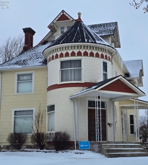 305 Cherry Street, Clyde, 43410, 5 Bedrooms Bedrooms, ,2 BathroomsBathrooms,Residential,For Sale,Cherry,20260224