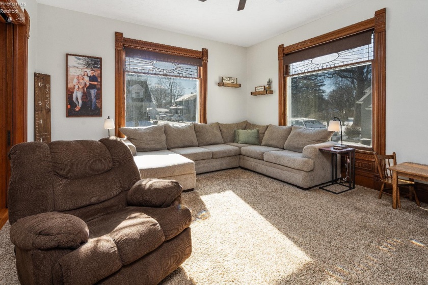 305 Cherry Street, Clyde, 43410, 5 Bedrooms Bedrooms, ,2 BathroomsBathrooms,Residential,For Sale,Cherry,20260224