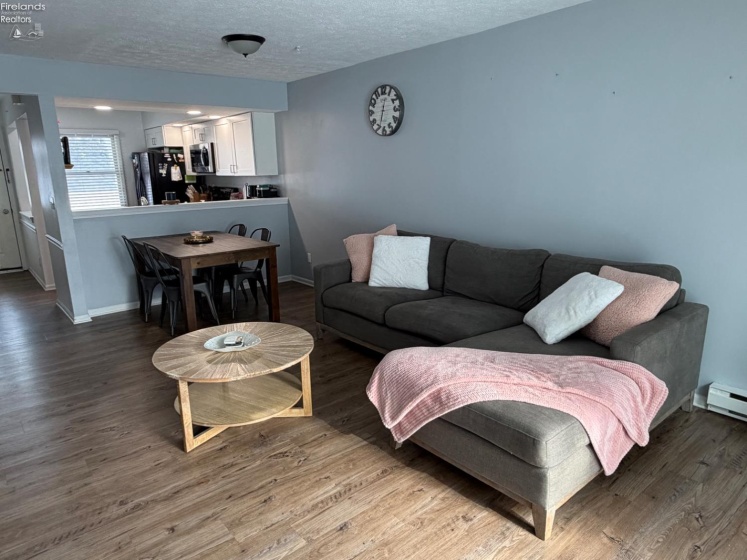 706 Creekside Drive, Huron, 44839, 2 Bedrooms Bedrooms, ,2 BathroomsBathrooms,Residential,For Sale,Creekside,20260220