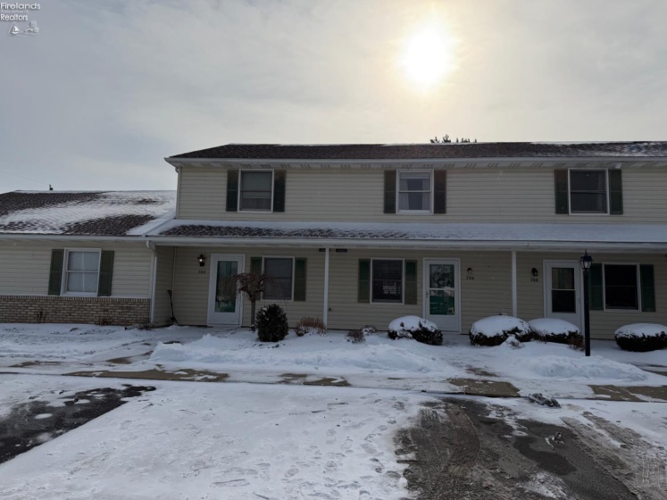 706 Creekside Drive, Huron, 44839, 2 Bedrooms Bedrooms, ,2 BathroomsBathrooms,Residential,For Sale,Creekside,20260220