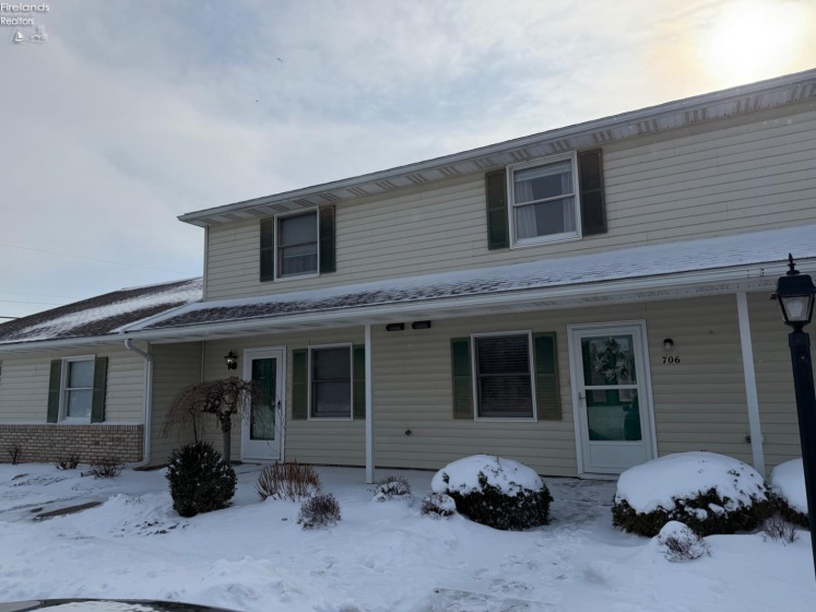 706 Creekside Drive, Huron, 44839, 2 Bedrooms Bedrooms, ,2 BathroomsBathrooms,Residential,For Sale,Creekside,20260220