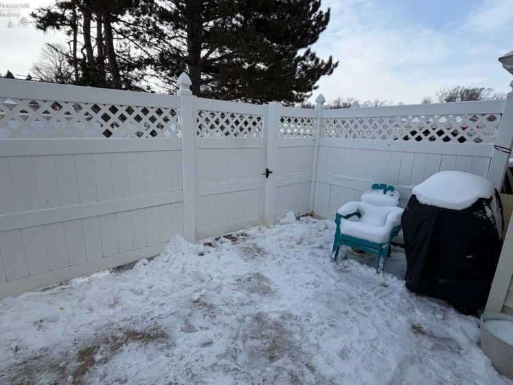 706 Creekside Drive, Huron, 44839, 2 Bedrooms Bedrooms, ,2 BathroomsBathrooms,Residential,For Sale,Creekside,20260220