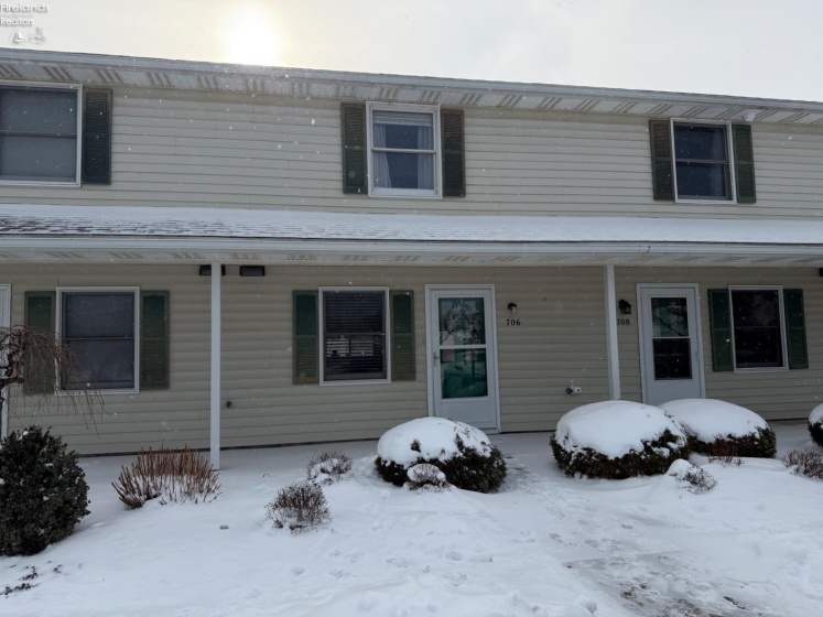 706 Creekside Drive, Huron, 44839, 2 Bedrooms Bedrooms, ,2 BathroomsBathrooms,Residential,For Sale,Creekside,20260220