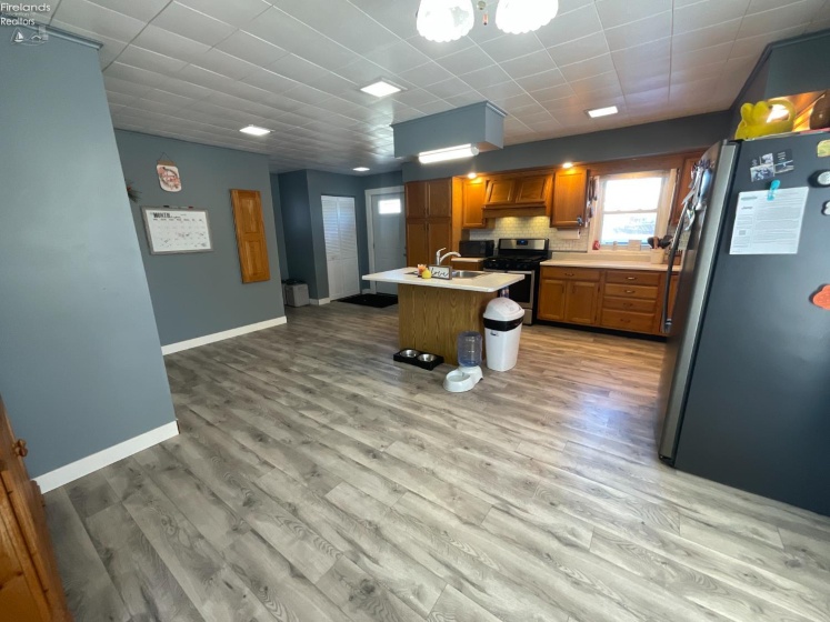 246 Spring Street, Clyde, 43410, 3 Bedrooms Bedrooms, ,2 BathroomsBathrooms,Residential,For Sale,Spring,20260198