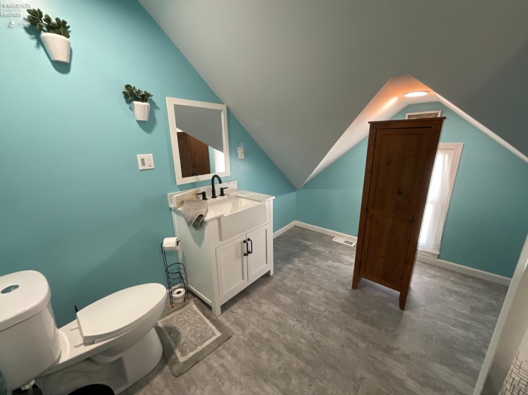 246 Spring Street, Clyde, 43410, 3 Bedrooms Bedrooms, ,2 BathroomsBathrooms,Residential,For Sale,Spring,20260198