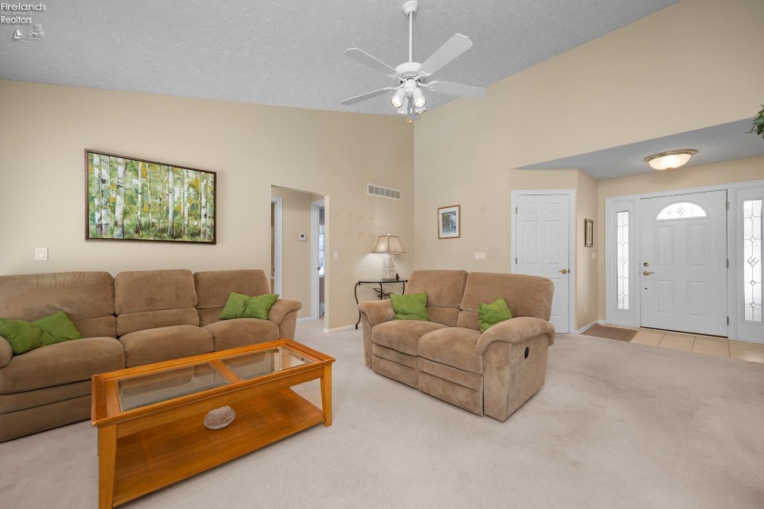 504 Loon Lane, Huron, 44839, 3 Bedrooms Bedrooms, ,2 BathroomsBathrooms,Residential,For Sale,Loon,20260234