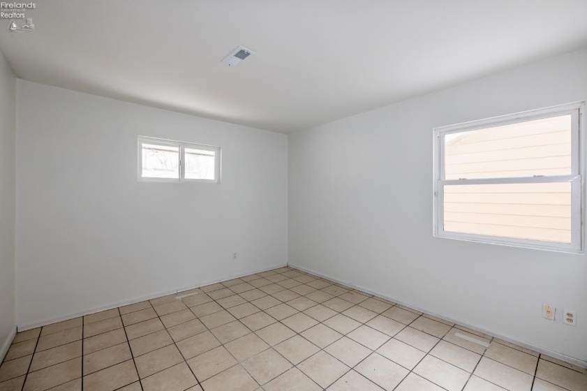 4223 Palm Avenue, Lorain, 44055, 3 Bedrooms Bedrooms, ,1 BathroomBathrooms,Residential,For Sale,Palm,20260213