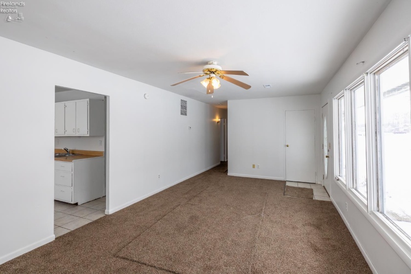 4223 Palm Avenue, Lorain, 44055, 3 Bedrooms Bedrooms, ,1 BathroomBathrooms,Residential,For Sale,Palm,20260213