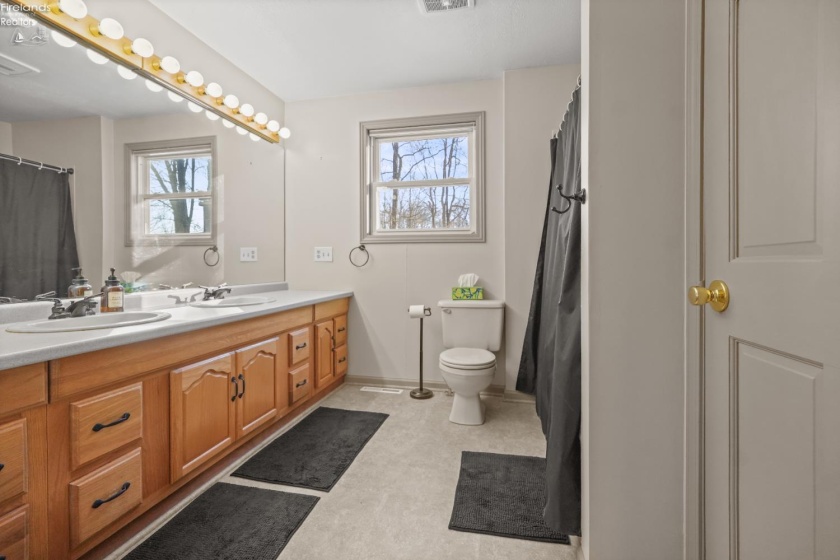 1197 Ginko Drive, West Salem, 44287, 3 Bedrooms Bedrooms, ,2 BathroomsBathrooms,Residential,For Sale,Ginko,20260210