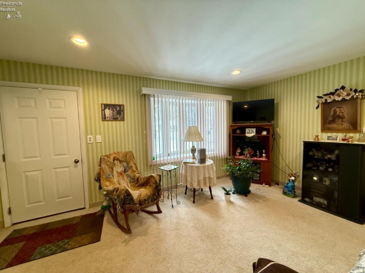 705 Thorpe Drive, Sandusky, 44870, 3 Bedrooms Bedrooms, ,1 BathroomBathrooms,Residential,For Sale,Thorpe,20260226