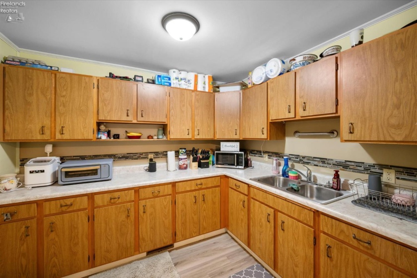 620 Jefferson Street, Port Clinton, 43452, ,Multiple Units,For Sale,Jefferson,20260102