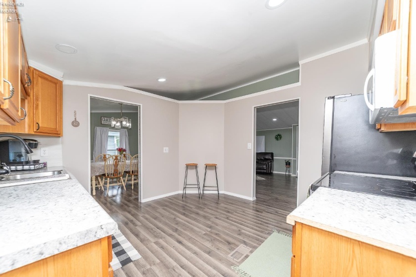 1203 Chateau Court, Findlay, 45840, 3 Bedrooms Bedrooms, ,2 BathroomsBathrooms,Residential,For Sale,Chateau,20251953