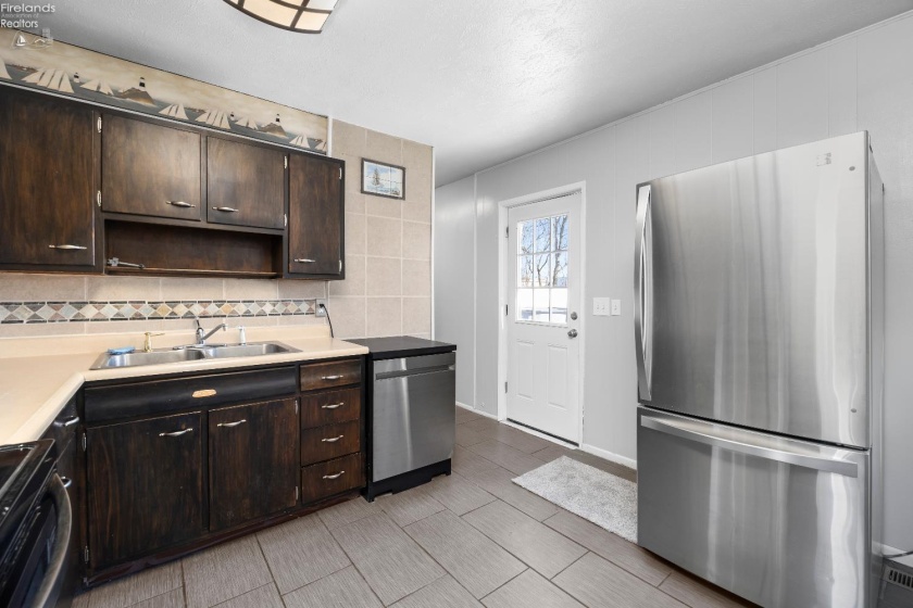 1065 Inland Drive, Vermilion, 44089, 3 Bedrooms Bedrooms, ,1 BathroomBathrooms,Residential,For Sale,Inland,20260178