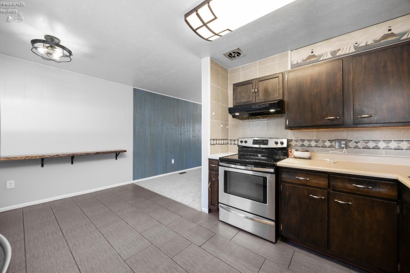 1065 Inland Drive, Vermilion, 44089, 3 Bedrooms Bedrooms, ,1 BathroomBathrooms,Residential,For Sale,Inland,20260178