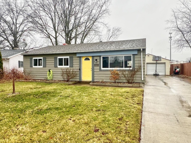 1065 Inland Drive, Vermilion, 44089, 3 Bedrooms Bedrooms, ,1 BathroomBathrooms,Residential,For Sale,Inland,20260178