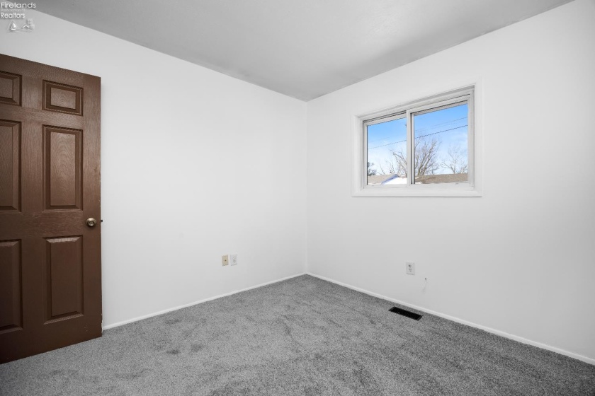 1065 Inland Drive, Vermilion, 44089, 3 Bedrooms Bedrooms, ,1 BathroomBathrooms,Residential,For Sale,Inland,20260178