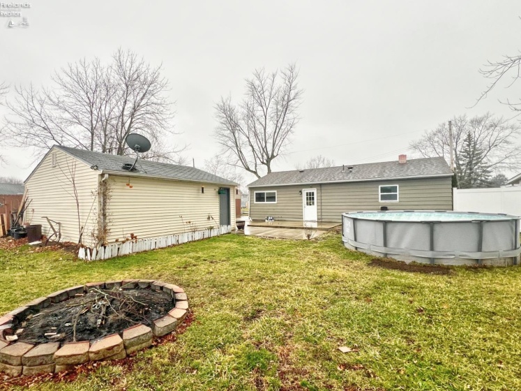 1065 Inland Drive, Vermilion, 44089, 3 Bedrooms Bedrooms, ,1 BathroomBathrooms,Residential,For Sale,Inland,20260178