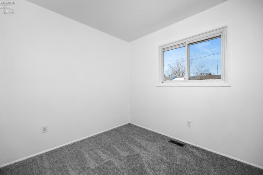 1065 Inland Drive, Vermilion, 44089, 3 Bedrooms Bedrooms, ,1 BathroomBathrooms,Residential,For Sale,Inland,20260178