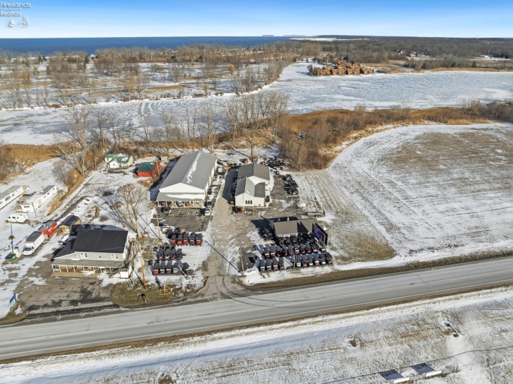 2669 Harbor Road, Port Clinton, 43452, ,Commercial,For Sale,Harbor,20260255