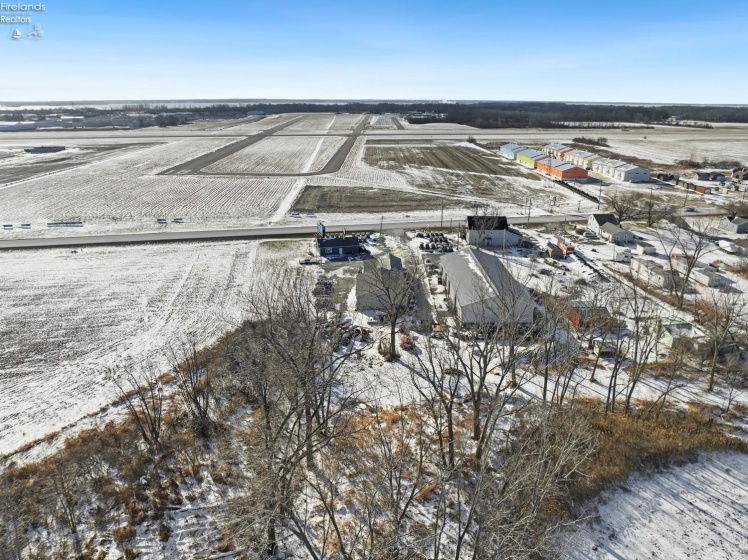 2669 Harbor Road, Port Clinton, 43452, ,Commercial,For Sale,Harbor,20260255