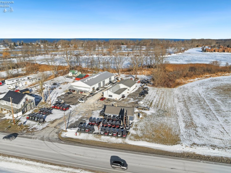 2669 Harbor Road, Port Clinton, 43452, ,Commercial,For Sale,Harbor,20260255