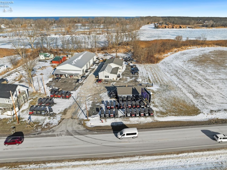 2669 Harbor Road, Port Clinton, 43452, ,Commercial,For Sale,Harbor,20260255
