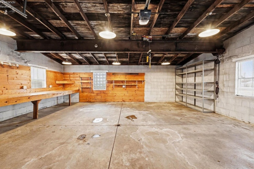 128 East Street, Bellevue, 44811, 3 Bedrooms Bedrooms, ,2 BathroomsBathrooms,Residential,For Sale,East,20260251