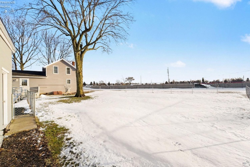 128 East Street, Bellevue, 44811, 3 Bedrooms Bedrooms, ,2 BathroomsBathrooms,Residential,For Sale,East,20260251