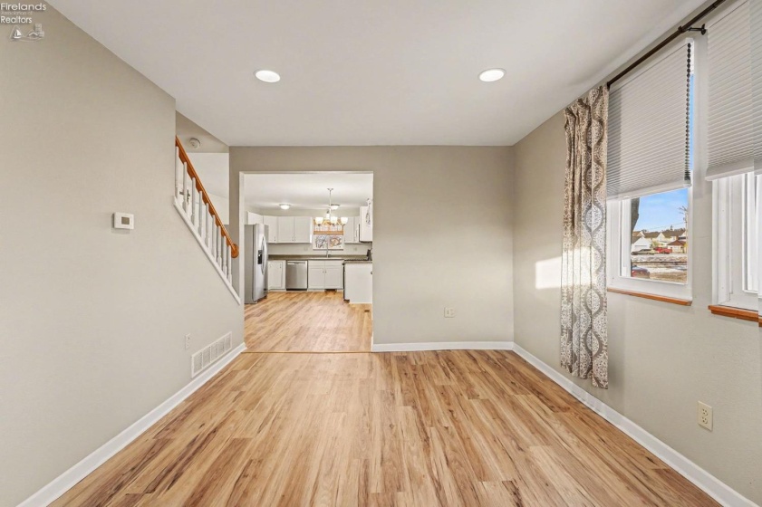 128 East Street, Bellevue, 44811, 3 Bedrooms Bedrooms, ,2 BathroomsBathrooms,Residential,For Sale,East,20260251