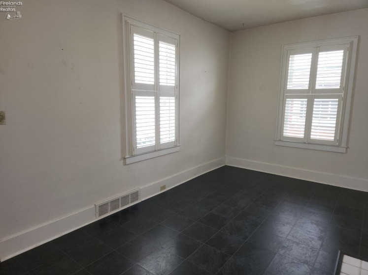 1230 Fifth Street, Sandusky, 44870, 3 Bedrooms Bedrooms, ,2 BathroomsBathrooms,Residential,For Sale,Fifth,20260242