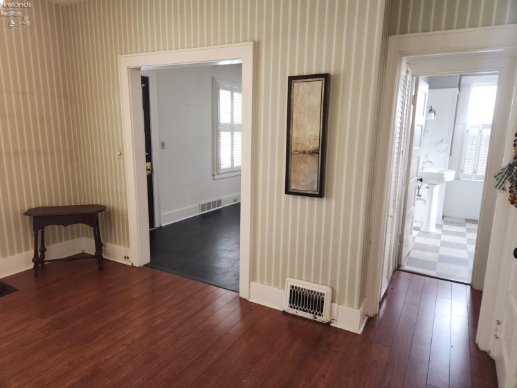 1230 Fifth Street, Sandusky, 44870, 3 Bedrooms Bedrooms, ,2 BathroomsBathrooms,Residential,For Sale,Fifth,20260242