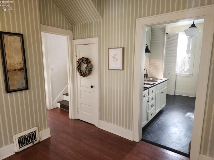 1230 Fifth Street, Sandusky, 44870, 3 Bedrooms Bedrooms, ,2 BathroomsBathrooms,Residential,For Sale,Fifth,20260242