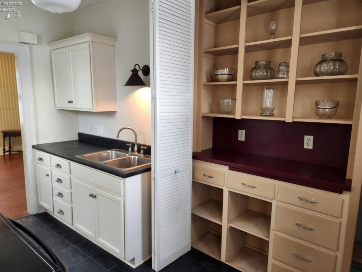 1230 Fifth Street, Sandusky, 44870, 3 Bedrooms Bedrooms, ,2 BathroomsBathrooms,Residential,For Sale,Fifth,20260242