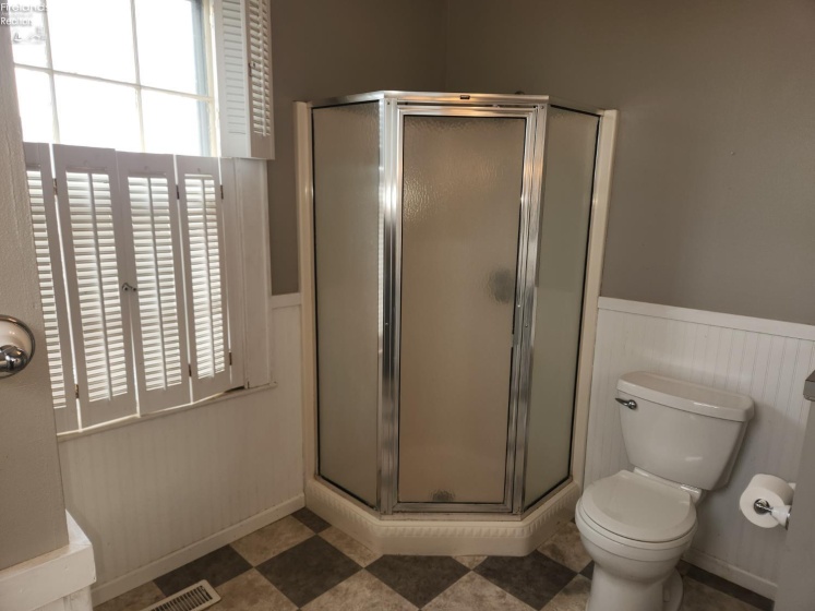 1230 Fifth Street, Sandusky, 44870, 3 Bedrooms Bedrooms, ,2 BathroomsBathrooms,Residential,For Sale,Fifth,20260242