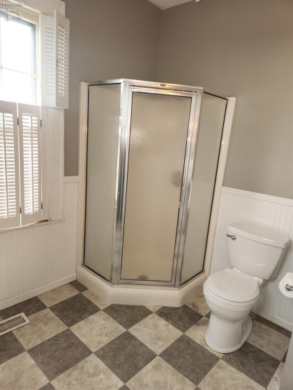 1230 Fifth Street, Sandusky, 44870, 3 Bedrooms Bedrooms, ,2 BathroomsBathrooms,Residential,For Sale,Fifth,20260242