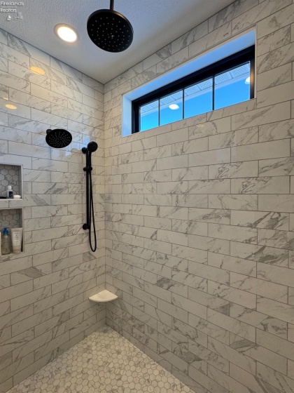 117 Millwood Lane, Milan, 44846, 4 Bedrooms Bedrooms, ,3 BathroomsBathrooms,Residential,For Sale,Millwood,20260219